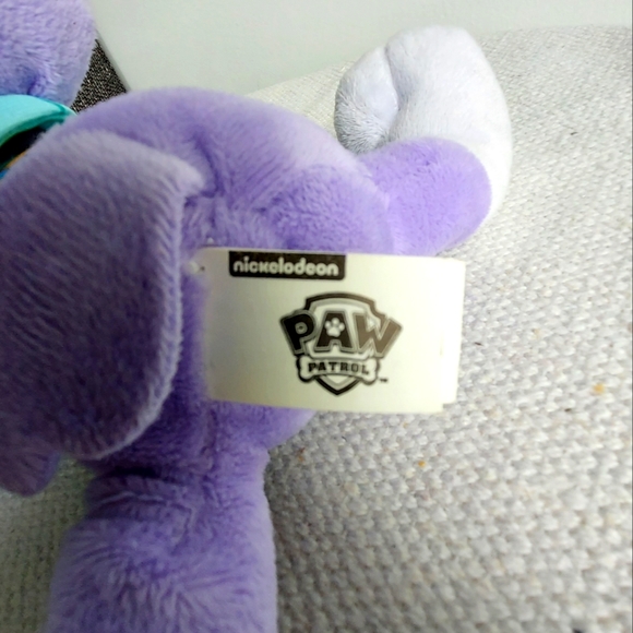 15" Sky & 8" Everest Paw Patrol Plush Toys - Picture 11 of 11